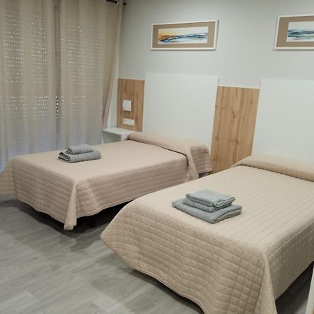 Hostal La Morenica Villena Extérieur photo