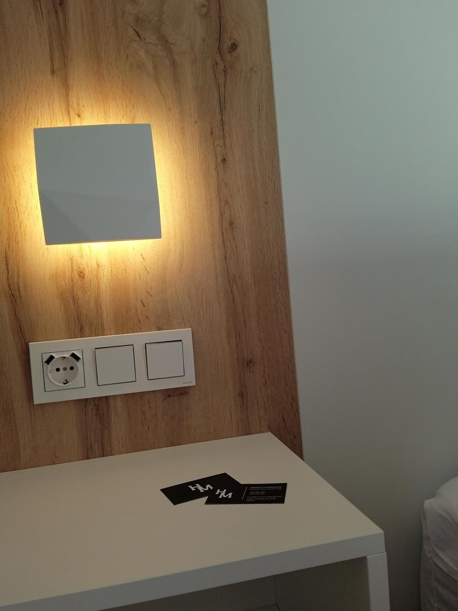 Hostal La Morenica Villena Extérieur photo